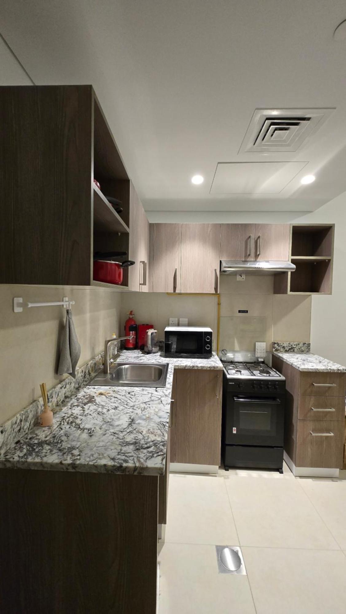 Oshare Modern Living Apartment